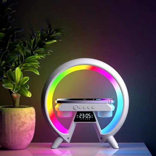 Cargador Inalámbrico RGB con Soporte, Luz LED y Altavoz | Decora tu Espacio con Tecnologia 